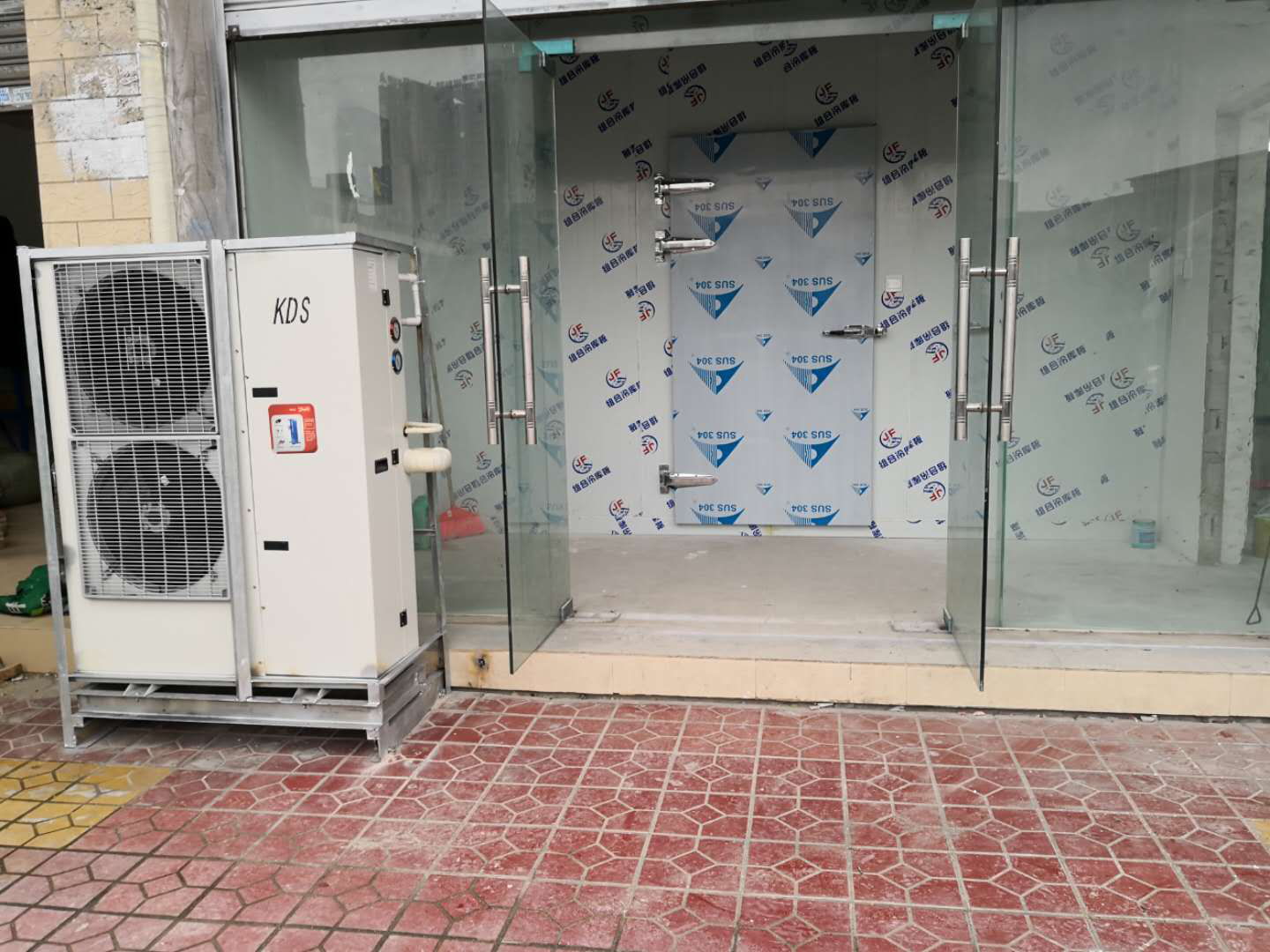 120m3的低溫冷庫(kù)建設(shè)周期要多久？冷庫(kù)安裝廠家告訴你